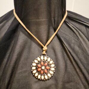 NECKLACE, BEADED MEDALLION ON SUADE